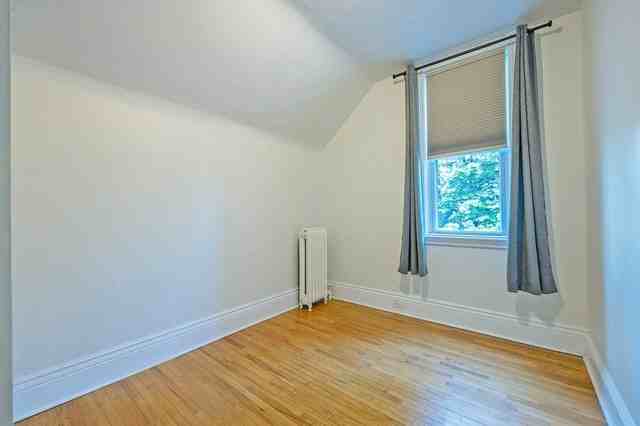 1053 Richmond St #1 - Photo 7 of 10