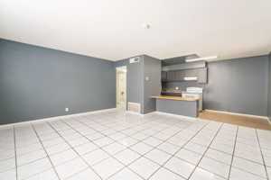 featured image of 833 N Bruce St