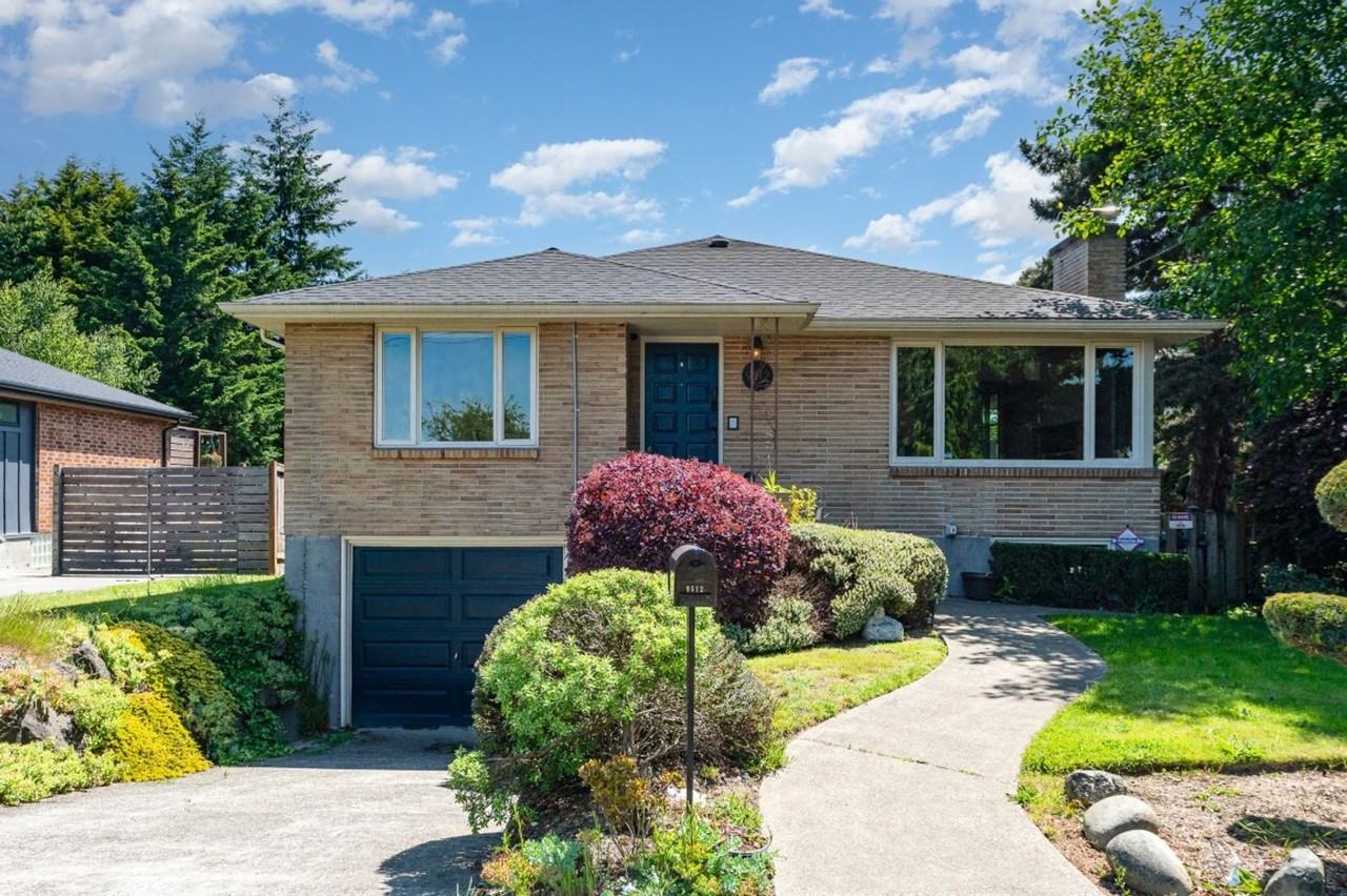 9512 17th Ave Nw - Photo 2 of 37