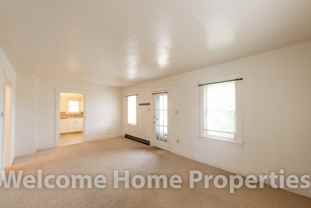 128 Se 2nd St - Photo 1 of 1