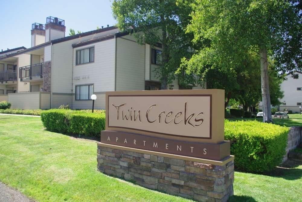 1111 James Donlon Blvd - Photo 7 of 42