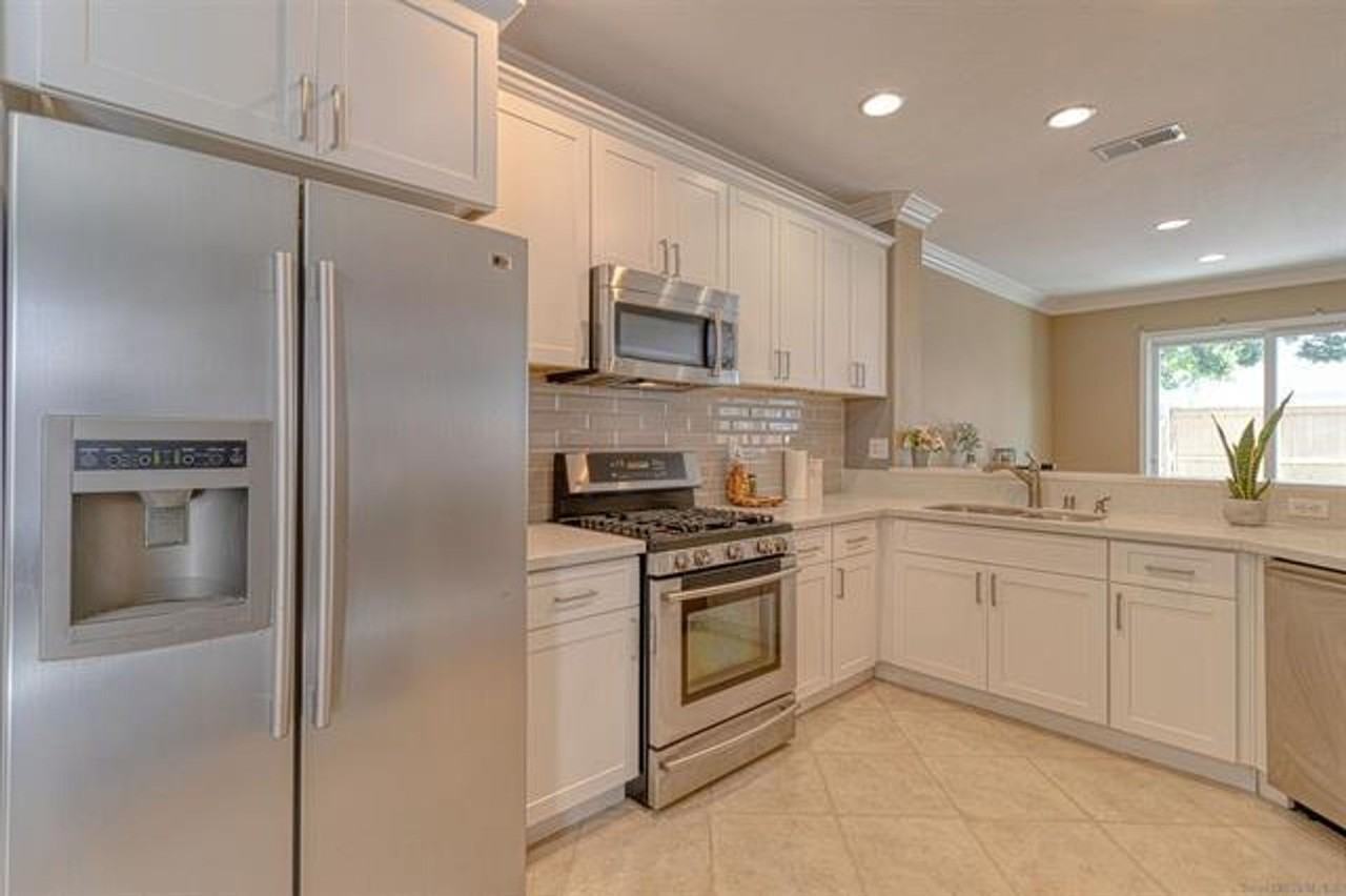 10950 Ivy Hill Dr #3 - Photo 3 of 20