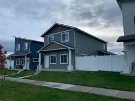 featured image of 12076 W Wellington Ave