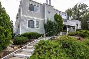 featured image of 333 W Leroux St #H2