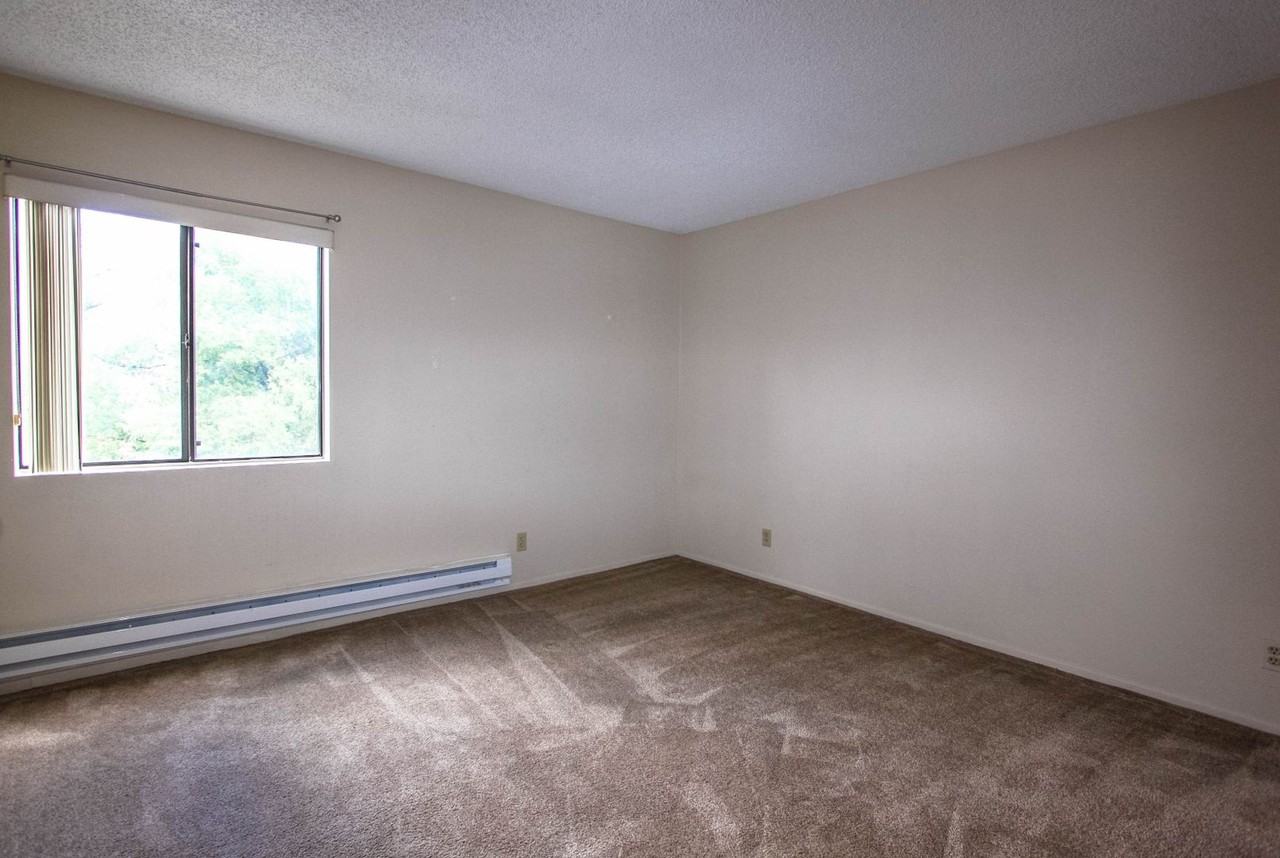 333 W Leroux St #H2 - Photo 7 of 12