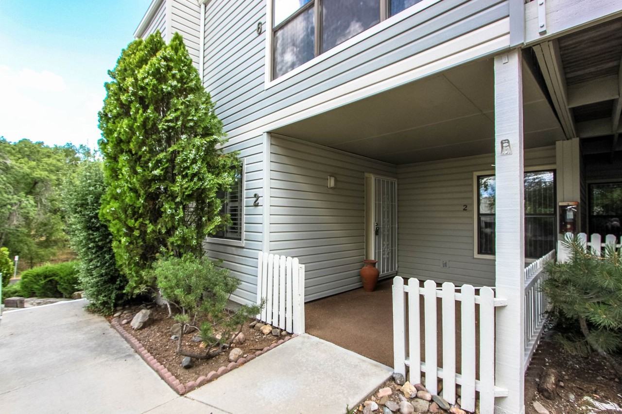333 W Leroux St #H2 - Photo 2 of 19