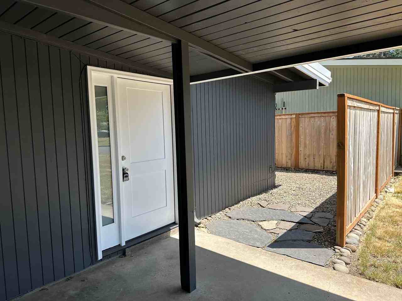 582 Cardinal Way - Photo 3 of 25