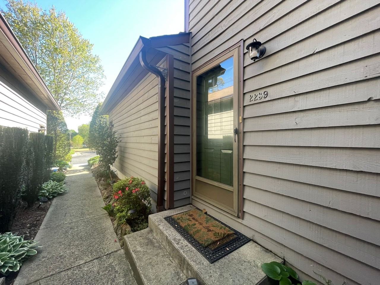2239 6th St Nw - Photo 4 of 38