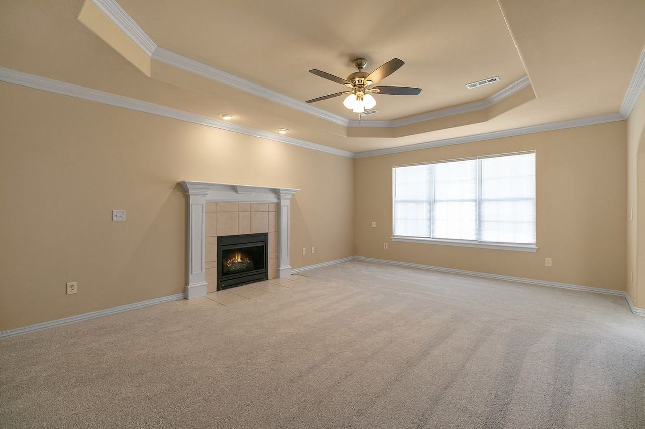 3308 Sw Carriageway Ave - Photo 2 of 24