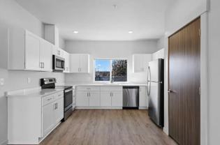 Mallon Apartment - Photo 1 of 1