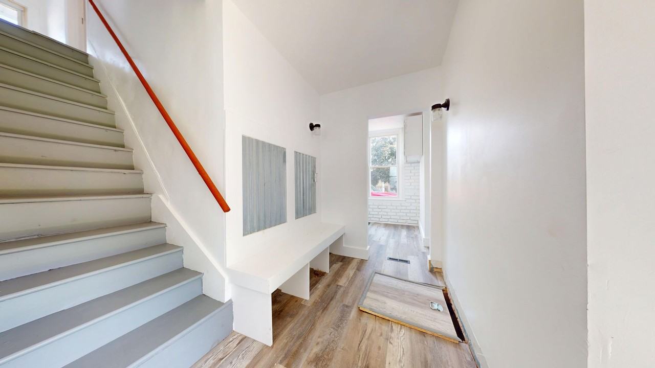 35 S Mechanic St - Photo 5 of 14