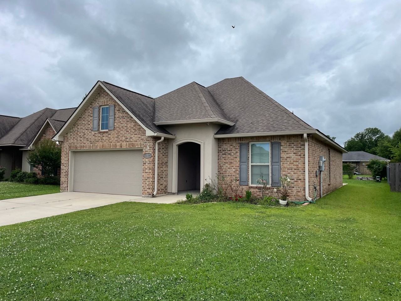 1114 Eli Connor Dr - Photo 2 of 21