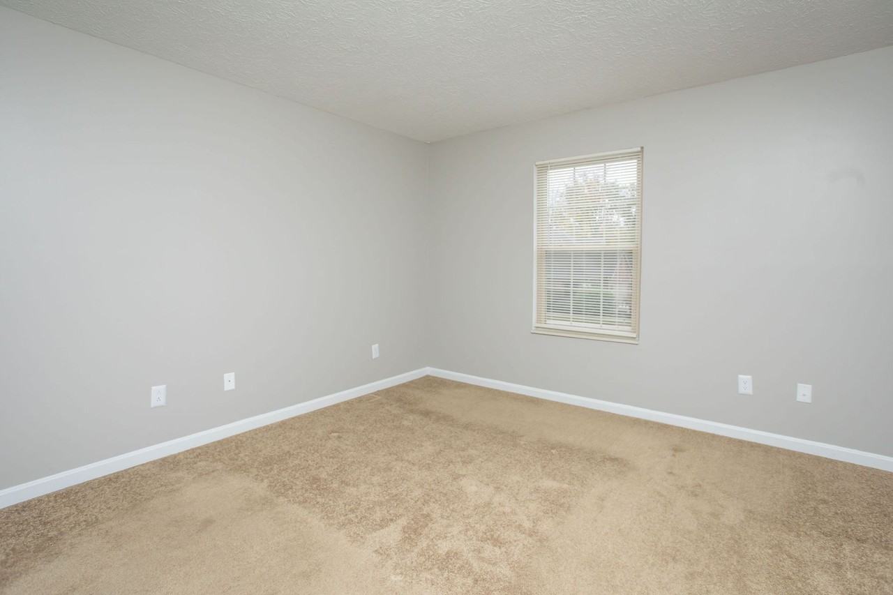 Library Park - Photo 4 of 21