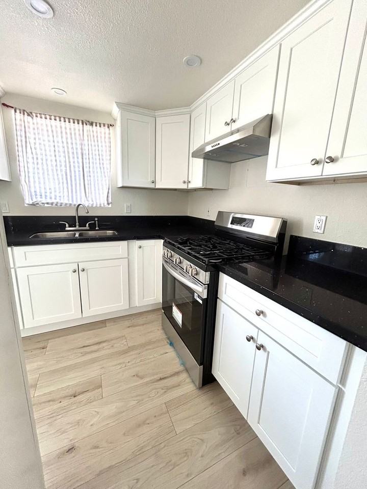 6598 Mojave Ave - Photo 6 of 14