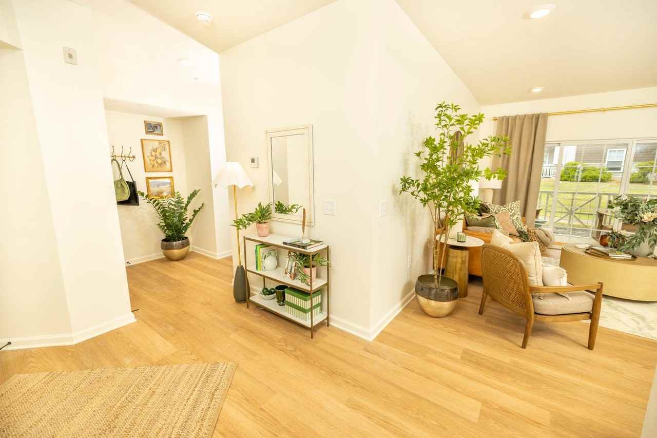 160 Misty Lee Ln #204 - Photo 3 of 22