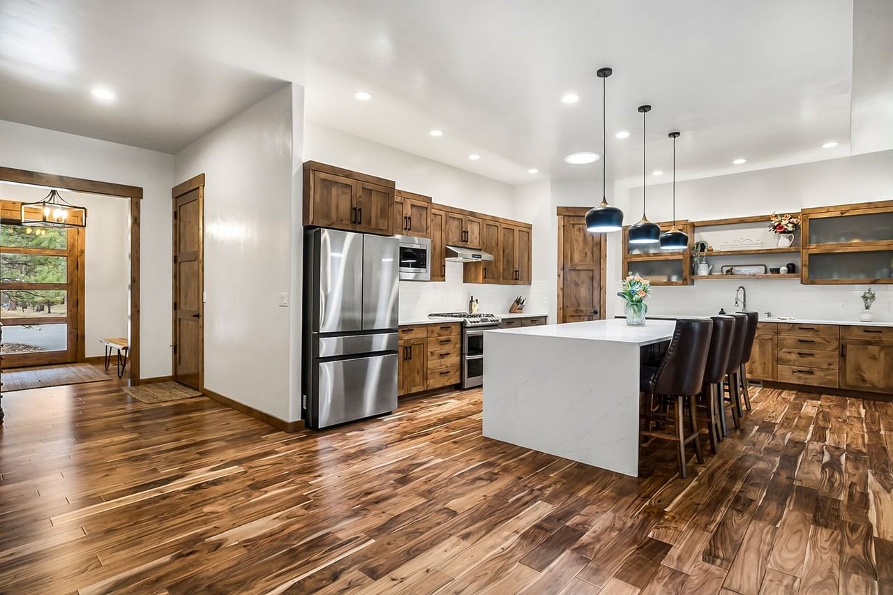 69350 Crooked Horseshoe Rd - Photo 3 of 11