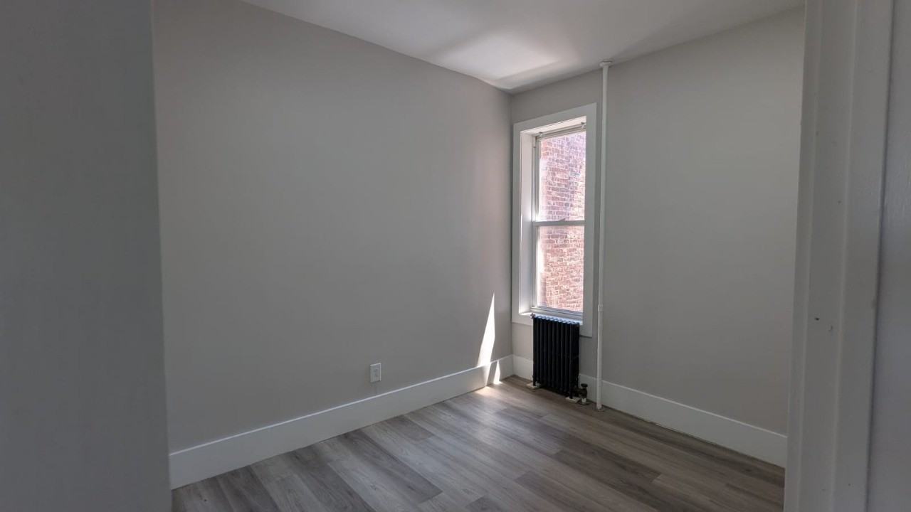 114 Stuyvesant Avenue #6 - Photo 3 of 7