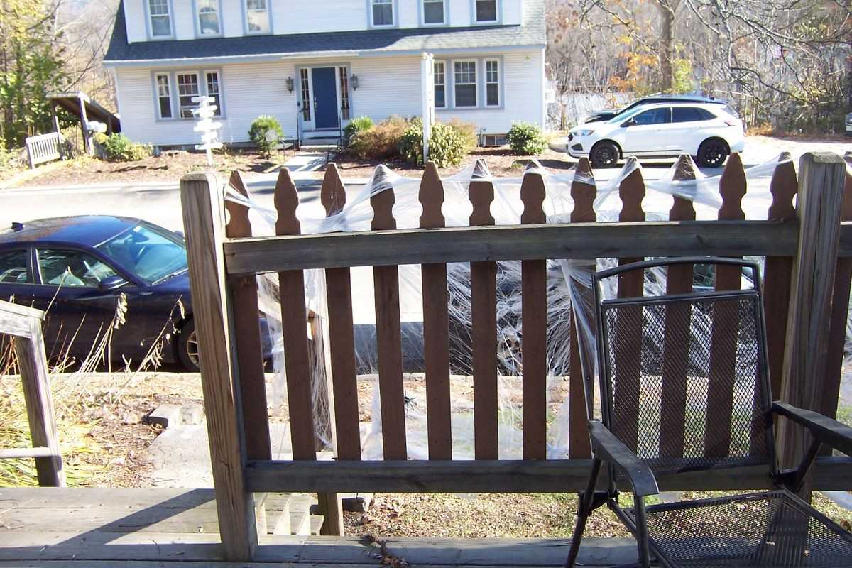 40 Main St - Photo 3 of 18