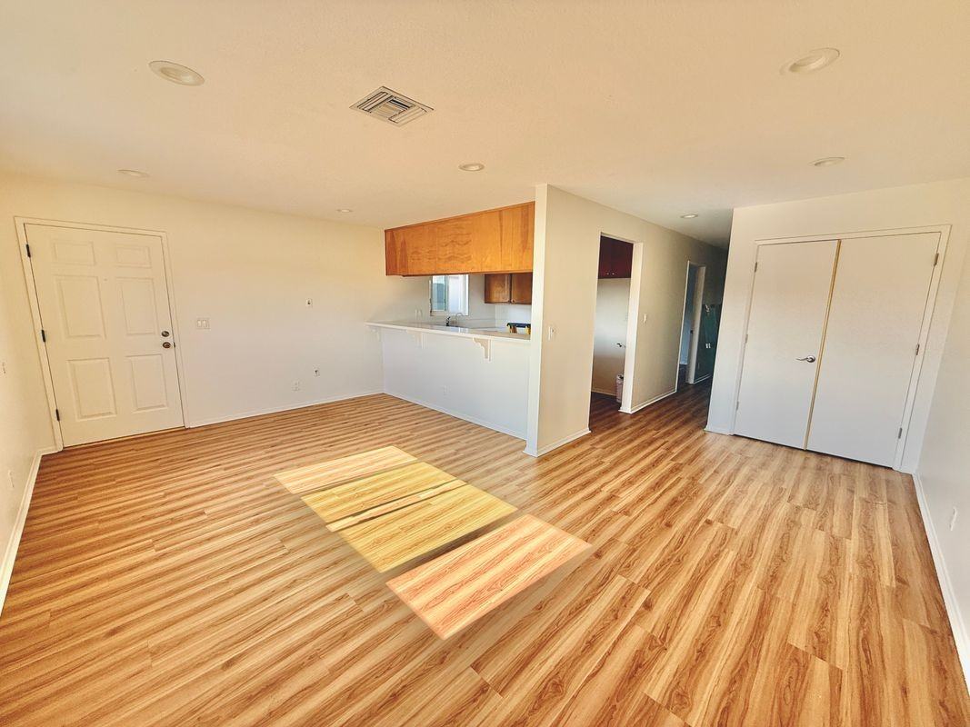 2032 Martina Ave - Photo 2 of 11