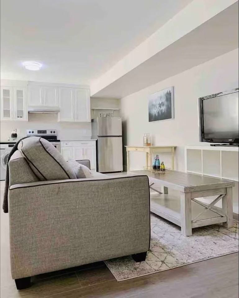 2907 161A Street - Photo 3 of 8