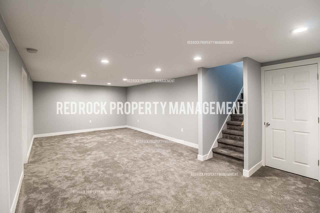 15313 E Broadway Ave - Photo 3 of 17