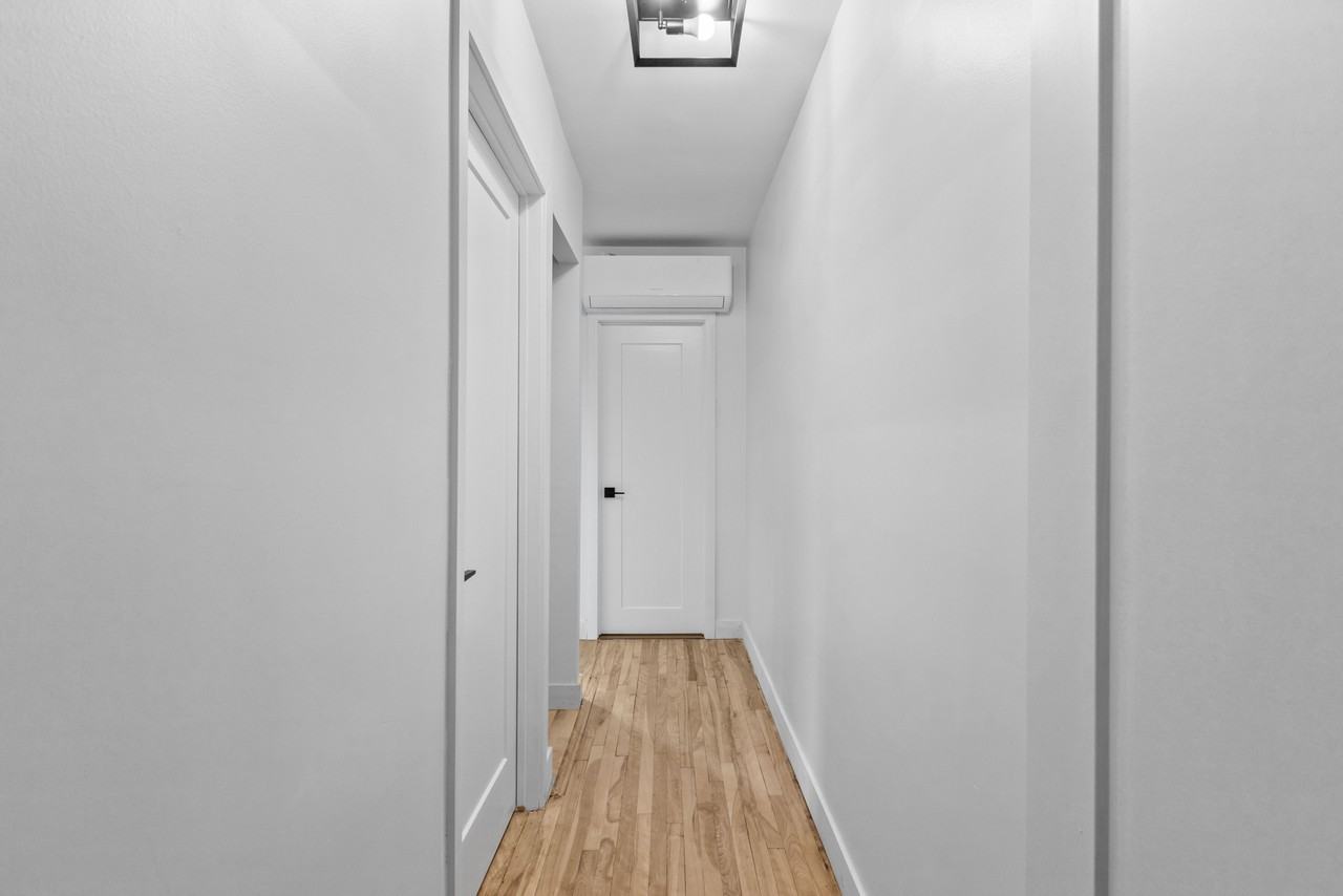 2985 Avenue Mercier - Photo 7 of 9