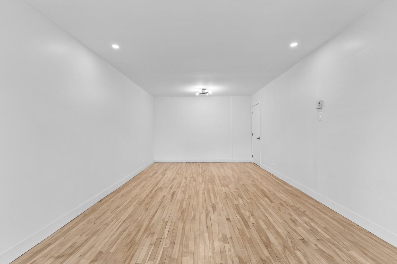 2985 Avenue Mercier - Photo 5 of 9