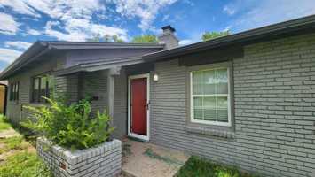 featured image of 3701 Nw 60th St