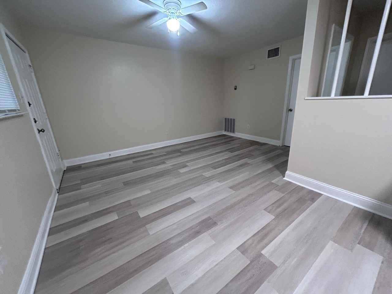 510 Sunset Ln #D - Photo 5 of 15