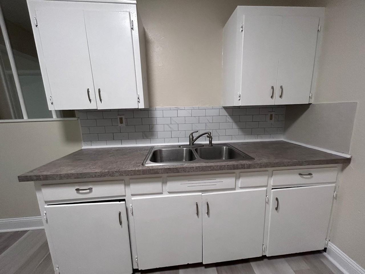 510 Sunset Ln #D - Photo 2 of 15