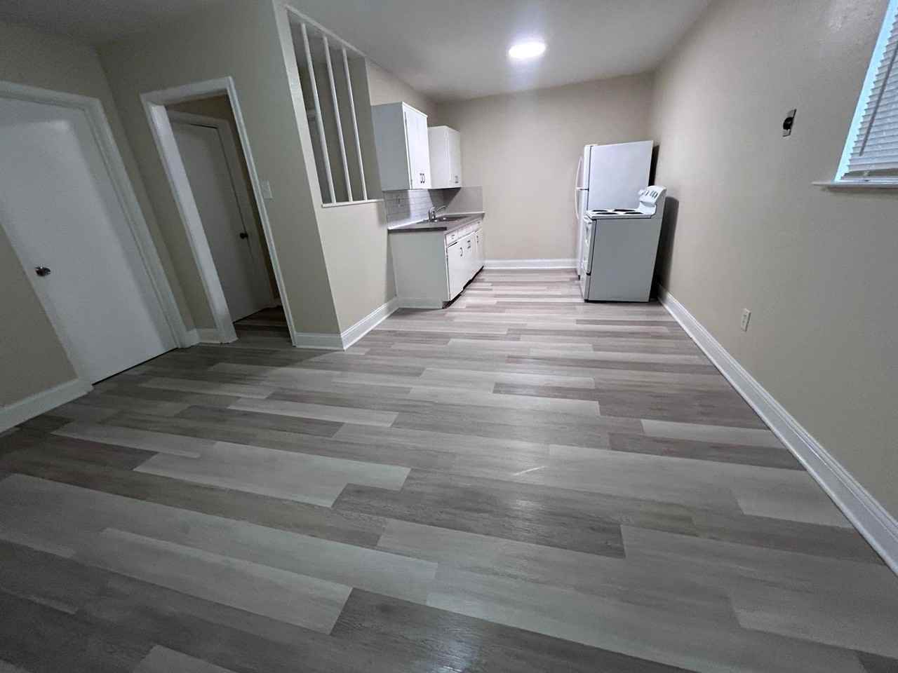 510 Sunset Ln #D - Photo 4 of 15