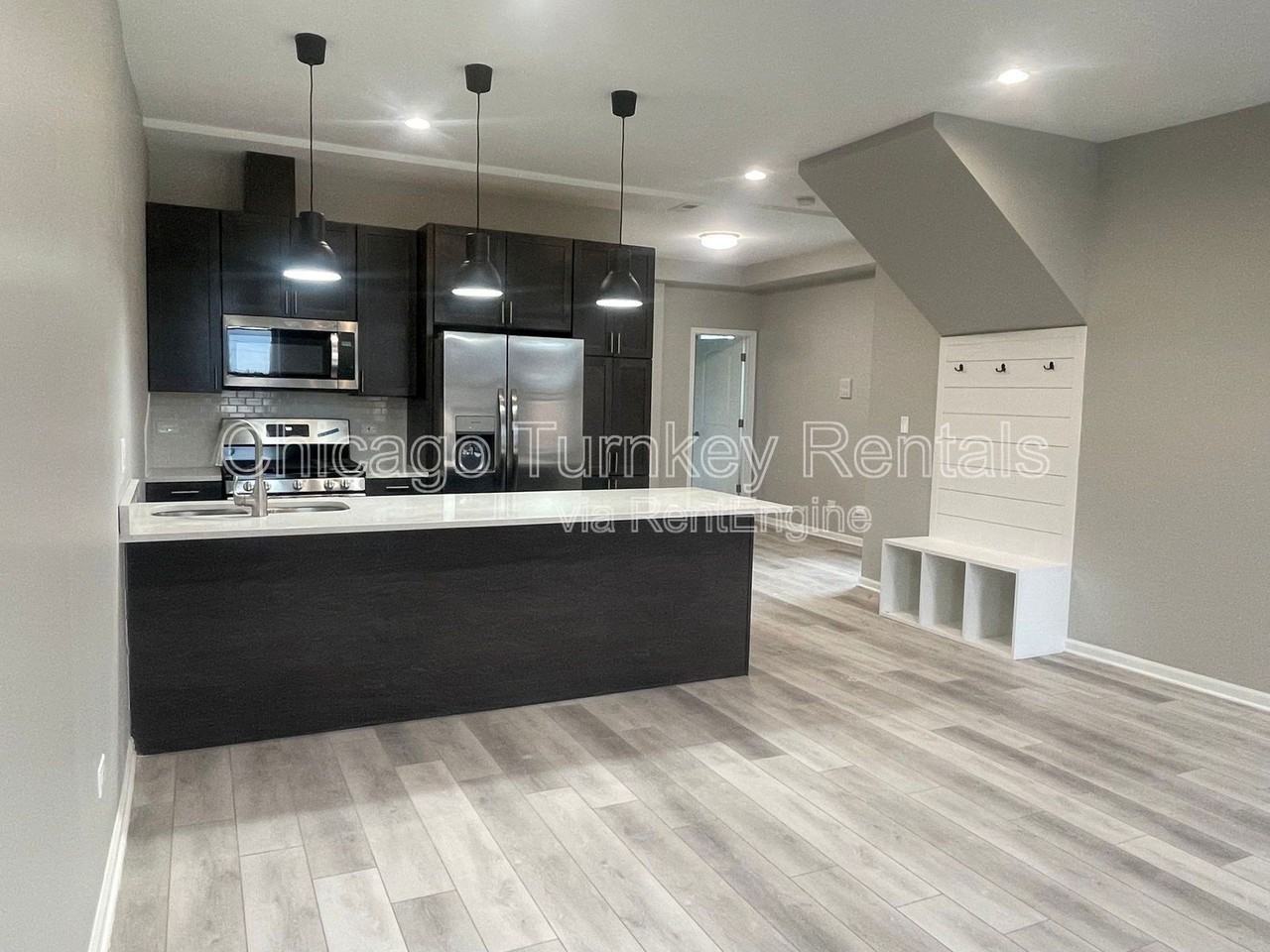 1927 S Morgan St #2 - Photo 4 of 24