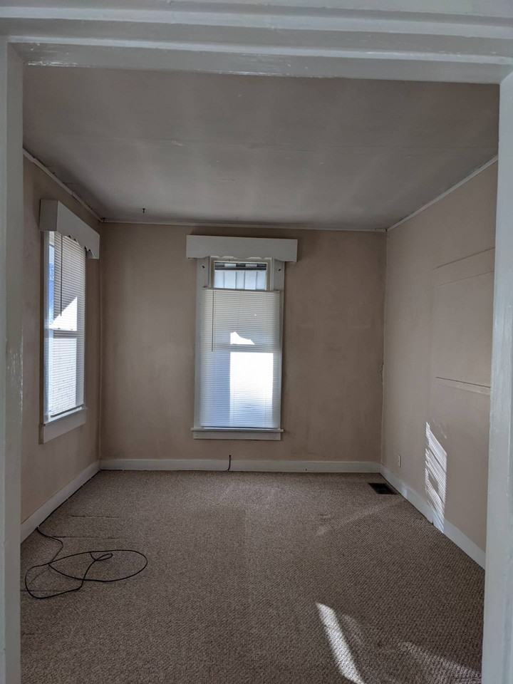 135 S 6th St - Photo 2 of 10