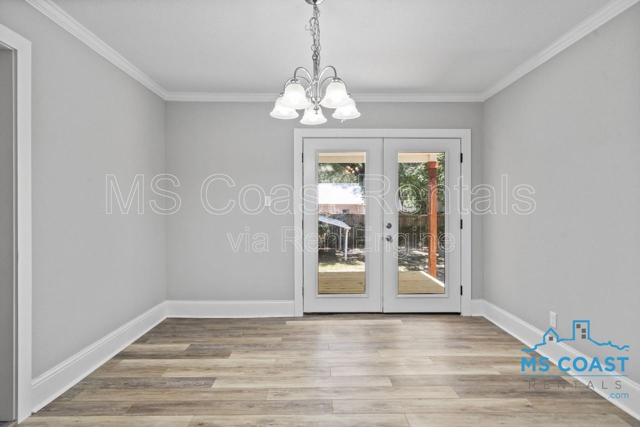 1612 Gordon Ave - Photo 7 of 24