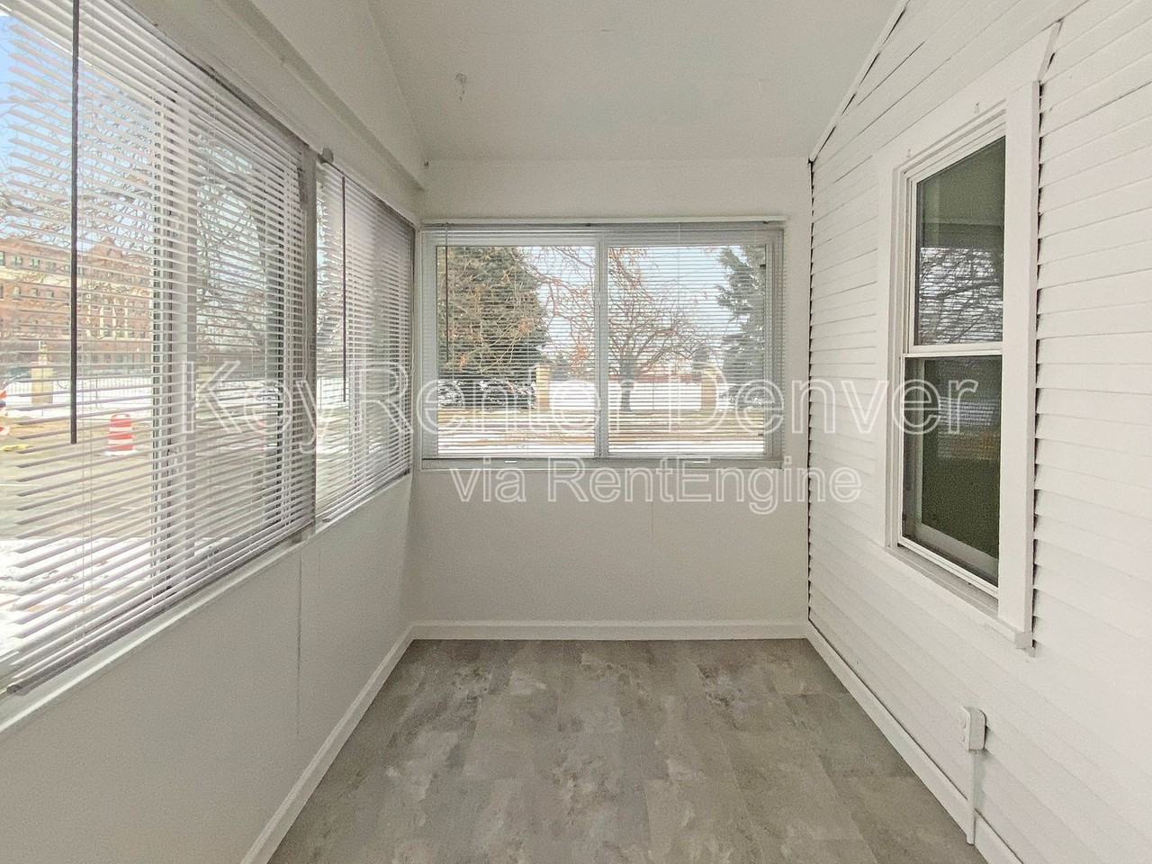 4998 Irving St - Photo 3 of 27