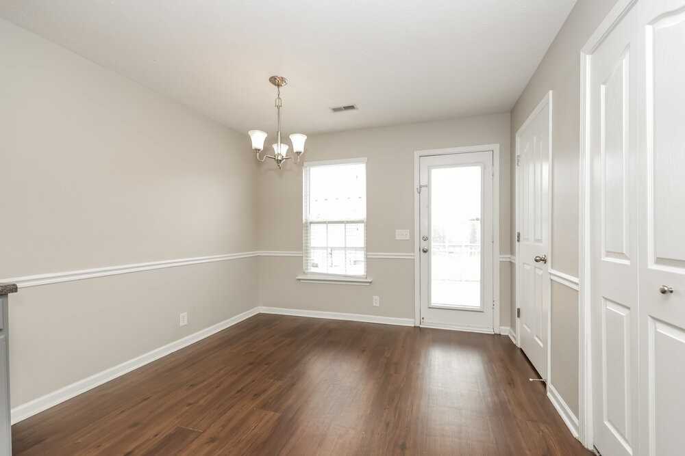 1017 Cheryl Ln - Photo 4 of 16