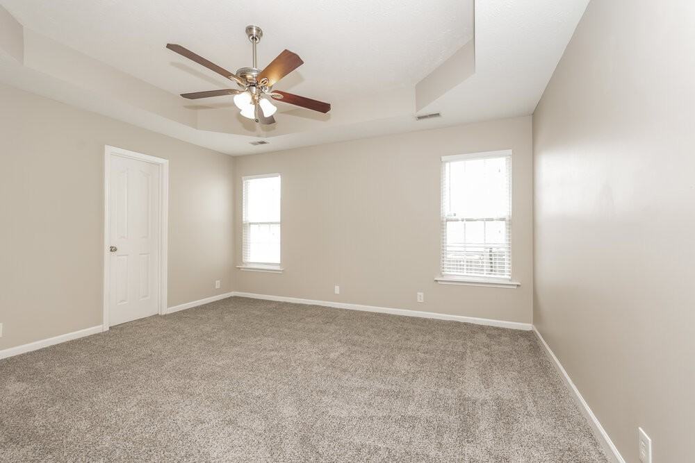 1017 Cheryl Ln - Photo 7 of 16