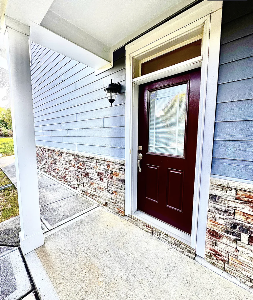 2401 Pecan Ridge Way - Photo 2 of 24