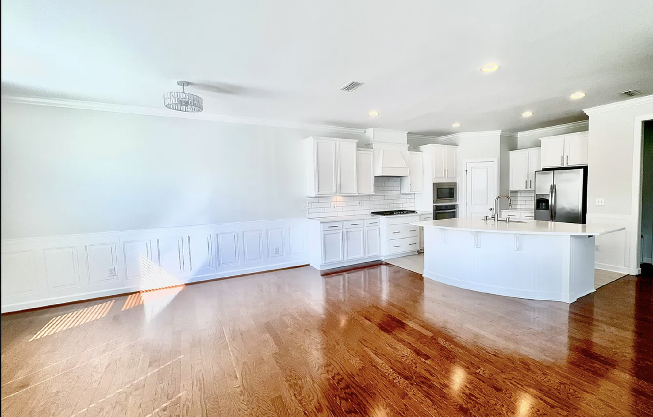 2401 Pecan Ridge Way - Photo 3 of 24