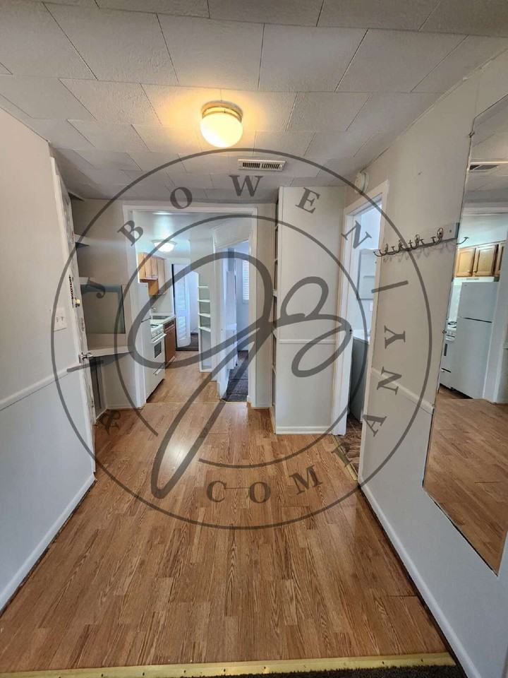 506 W Wayne St - Photo 2 of 16