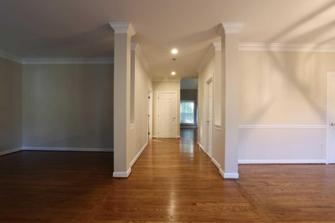 6732 Rock Brook Dr - Photo 3 of 33