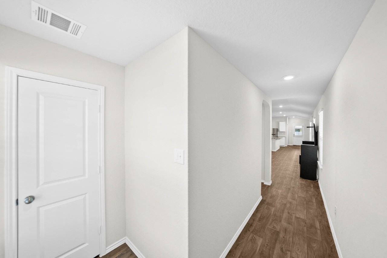 12118 Pease Riv - Photo 4 of 43