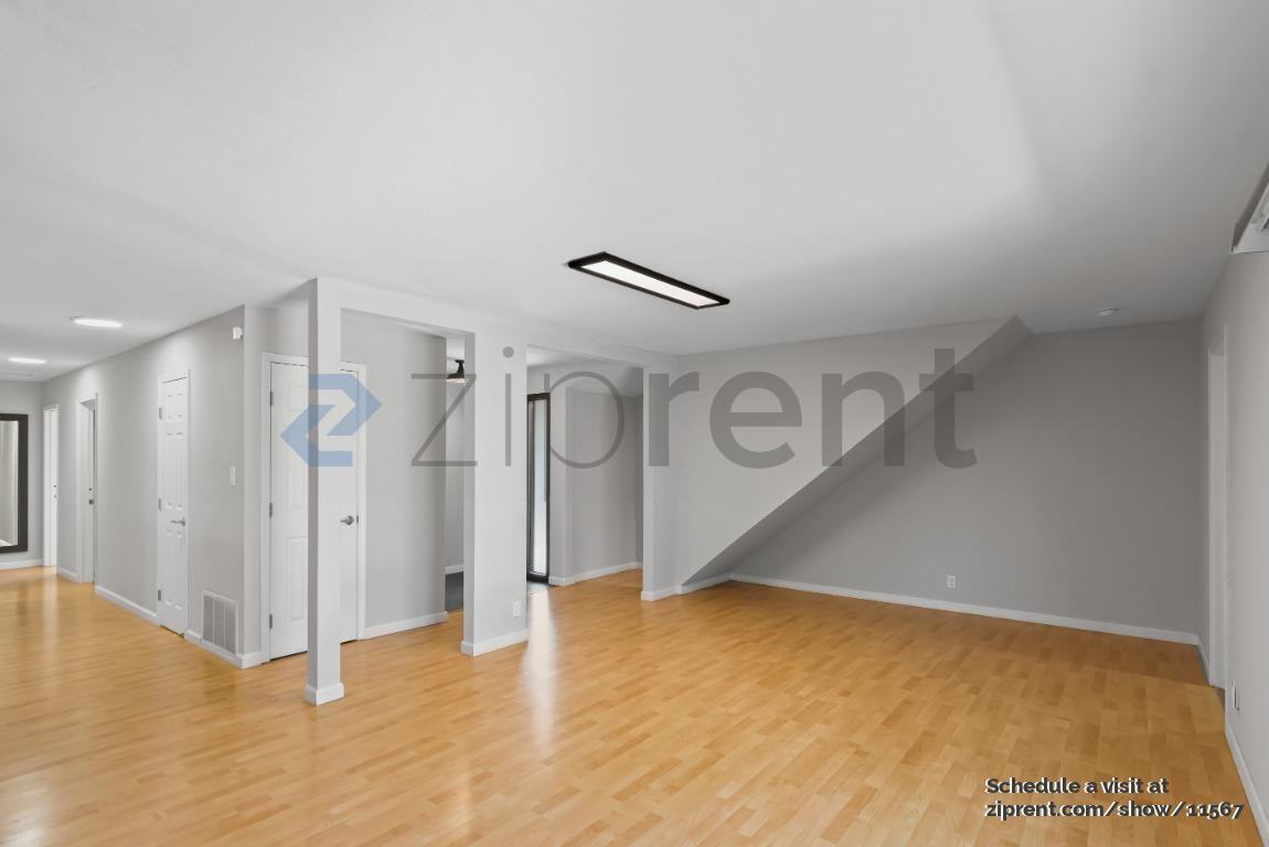 4726 Armour Dr - Photo 6 of 26
