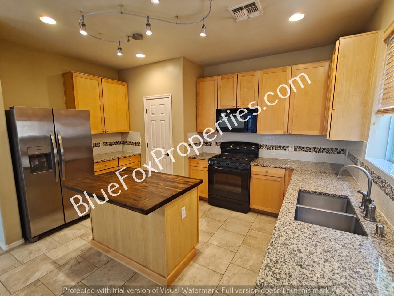 8012 E Cabinet St - Photo 2 of 27