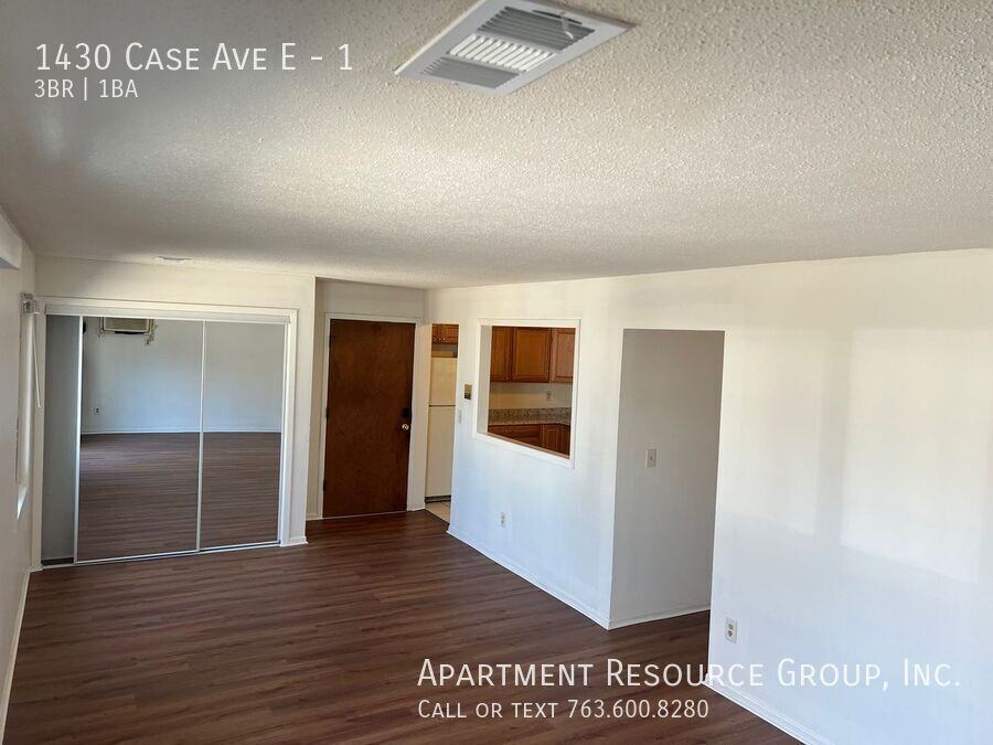 1430 Case Ave E #1 - Photo 2 of 13