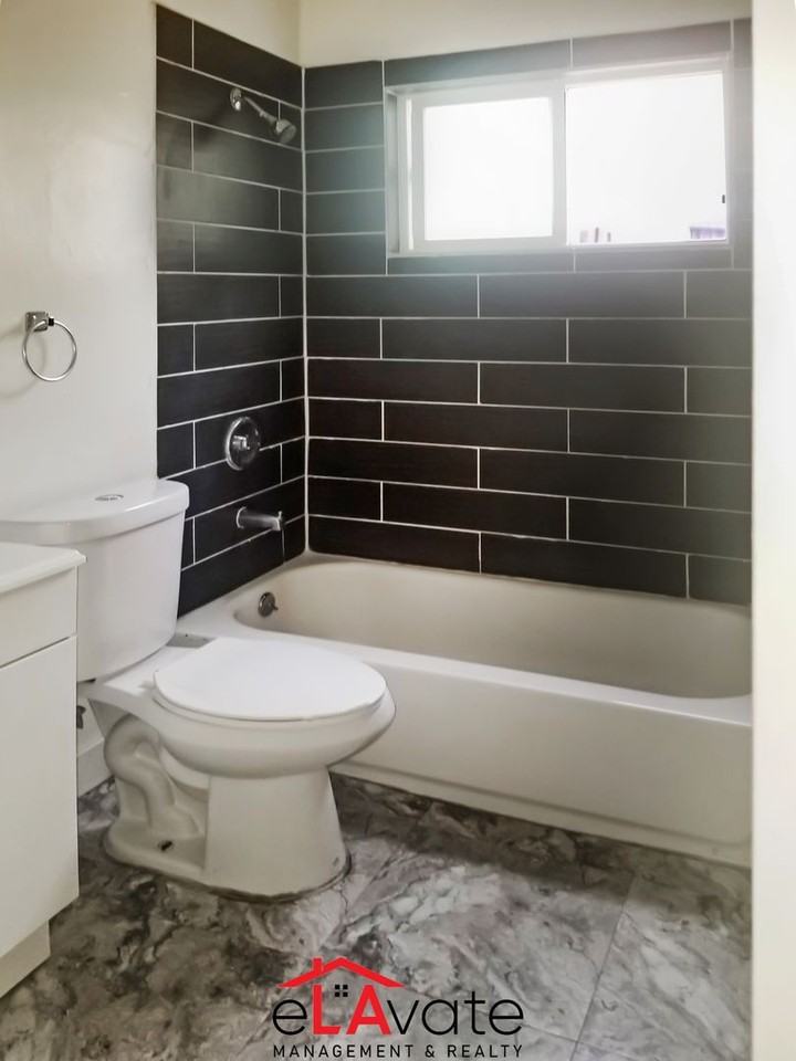 4203 S Olive St. - Photo 4 of 6