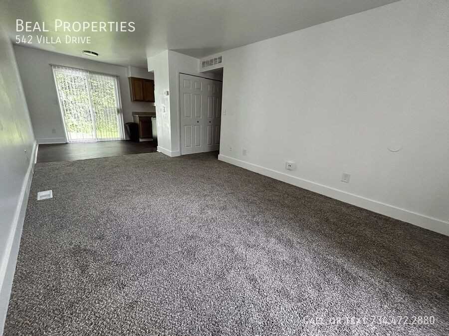 542 Villa Dr - Photo 7 of 9