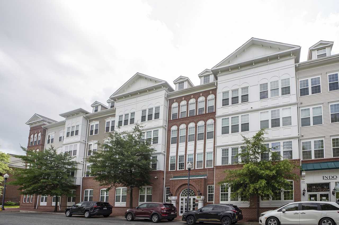 191 Somervelle St #101 - Photo 5 of 23