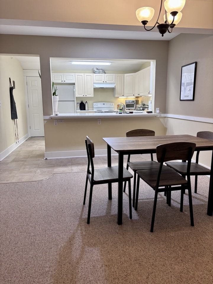 916 S Hatch St #203 - Photo 5 of 13
