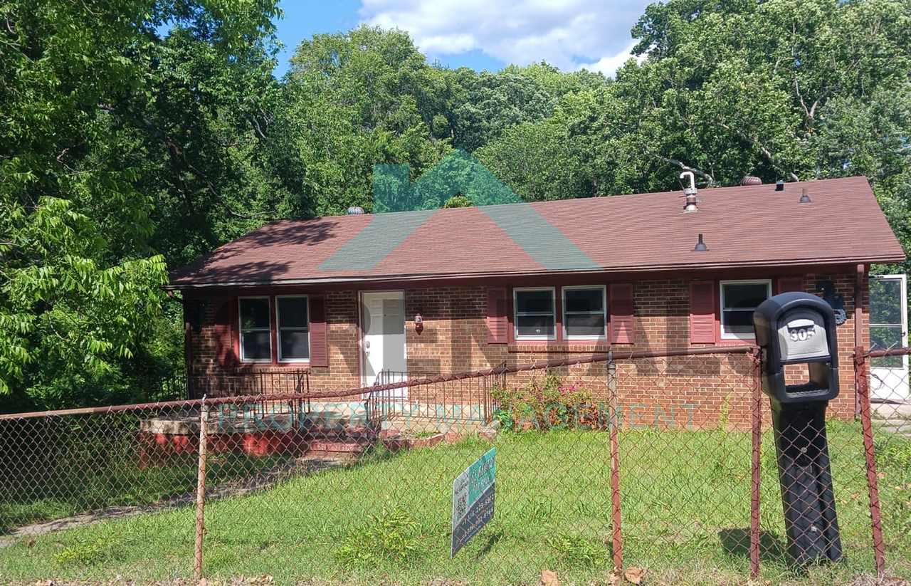 305 N Franklin St - Photo 2 of 26